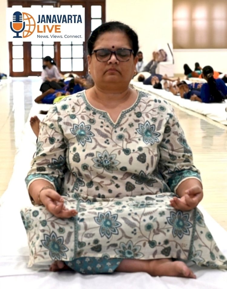 सेहत की पटरी पर दौड़ी जिंदगी: इज्जतनगर रेल मंडल में पूरे जोश के साथ मना 'अंतर्राष्ट्रीय योग दिवस'